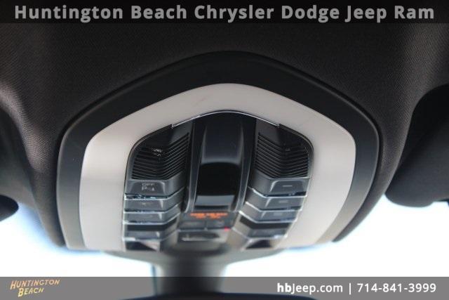 Photo of 2018 White Porsche Cayenne