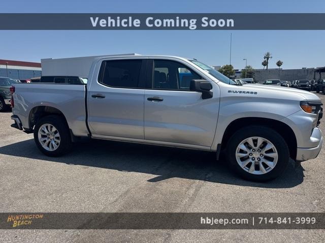 Photo of 2022 Silver Ice Metallic Chevrolet Silverado 1500