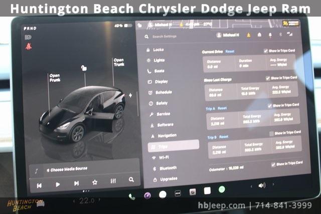 Photo of 2025 Black Tesla Model Y