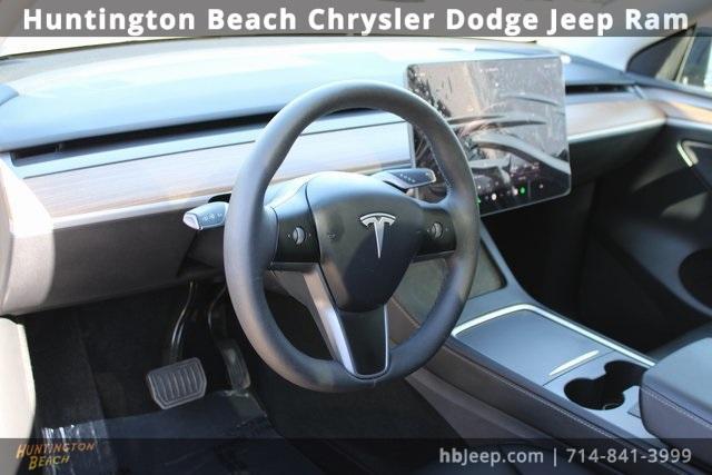 Photo of 2025 Black Tesla Model Y