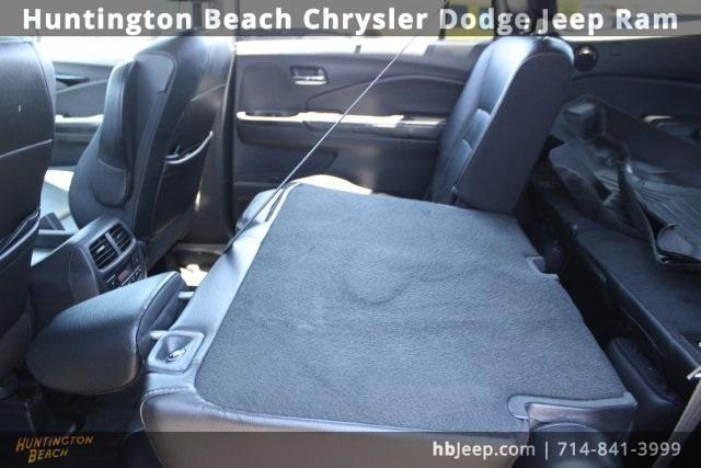 Photo of 2020 Modern Steel Metallic Honda Pilot