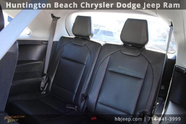 Photo of 2020 Platinum White Pearl Acura MDX