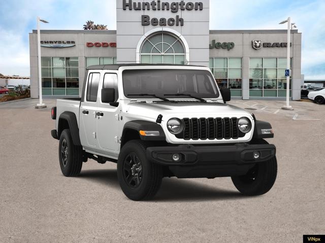 Photo of 2025 Bright White Jeep Gladiator