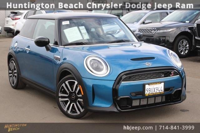 2023 MINI Hardtop