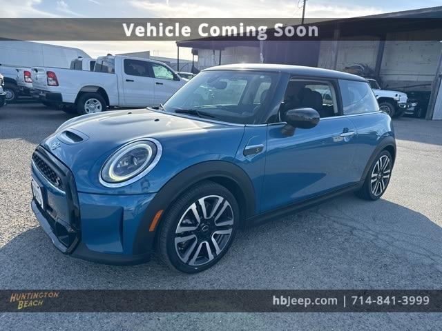 2023 MINI Hardtop