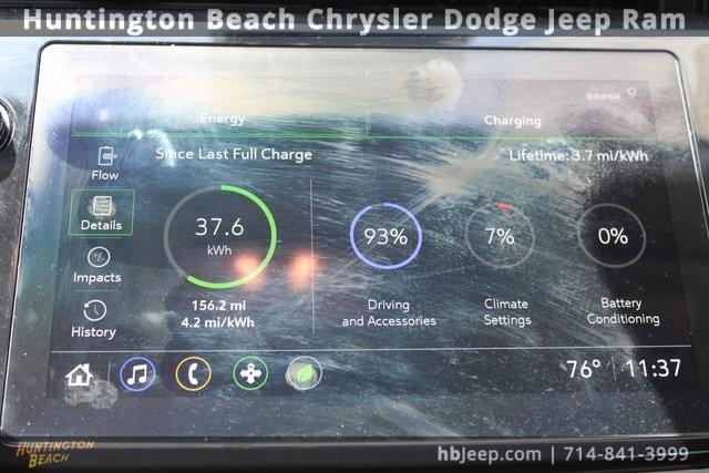 Photo of 2023 Silver Flare Metallic Chevrolet Bolt EUV
