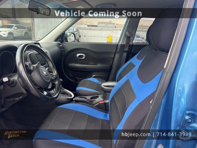 Photo of 2016 Caribbean Blue Kia Soul