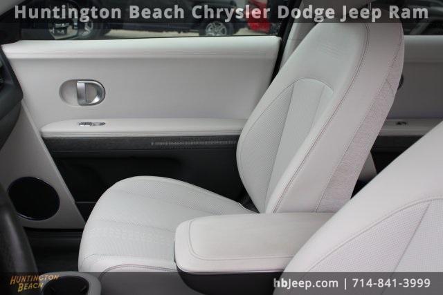 Photo of 2022 Phantom Black Hyundai IONIQ 5