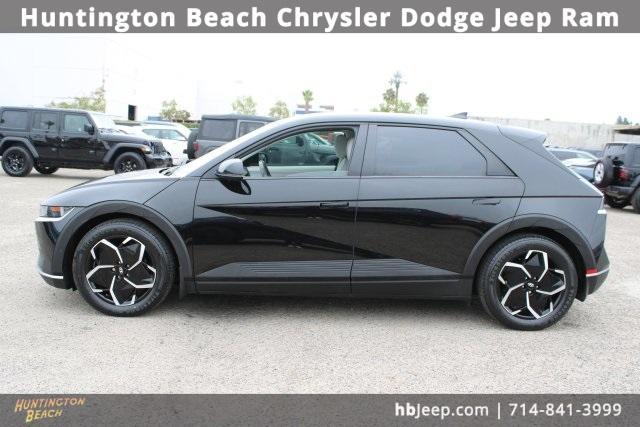 Photo of 2022 Phantom Black Hyundai IONIQ 5