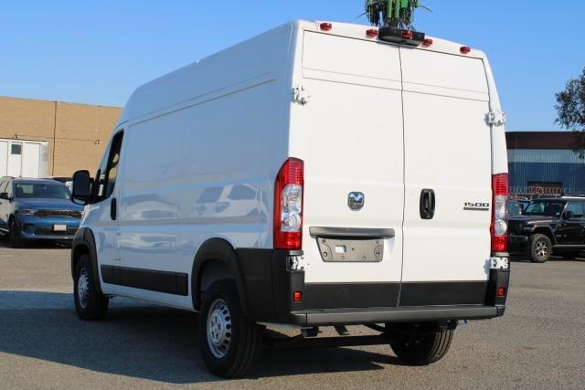 Photo of 2025 Bright White RAM ProMaster 1500