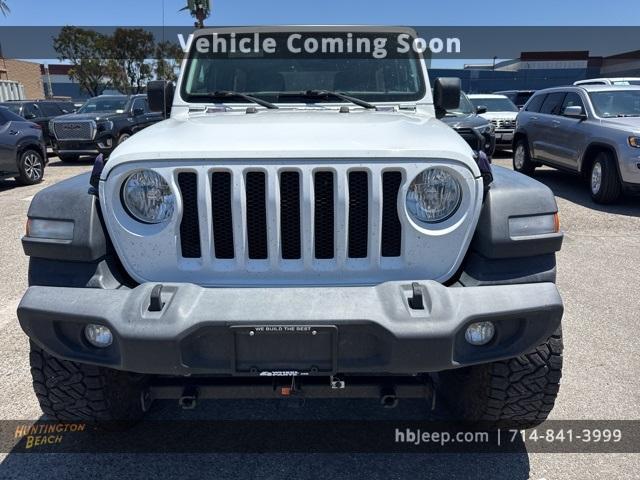 Photo of 2018 Bright White Clearcoat Jeep Wrangler Unlimited