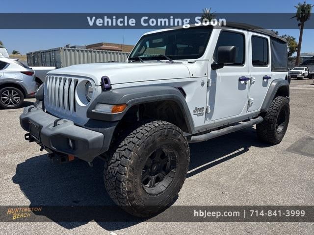 Photo of 2018 Bright White Clearcoat Jeep Wrangler Unlimited