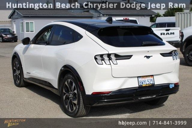 Photo of 2021 White Metallic Ford Mustang Mach-E