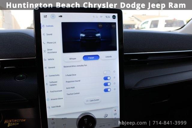 Photo of 2021 White Metallic Ford Mustang Mach-E