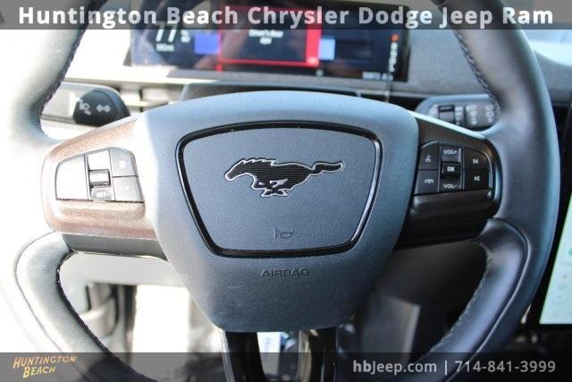 Photo of 2021 White Metallic Ford Mustang Mach-E