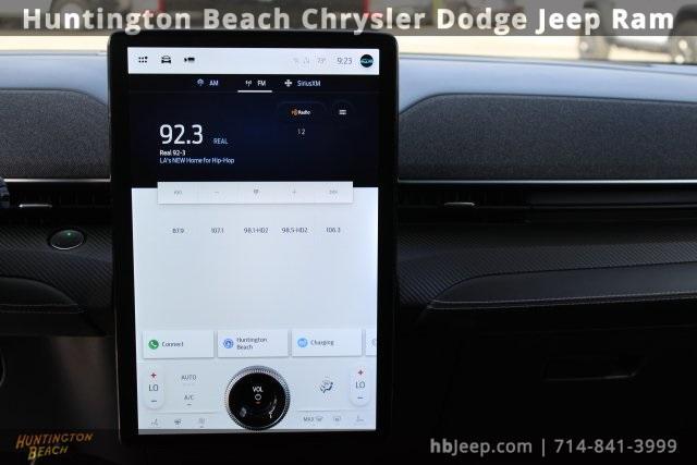 Photo of 2021 White Metallic Ford Mustang Mach-E