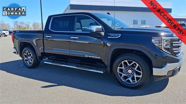 Photo of 2022 Black GMC Sierra 1500