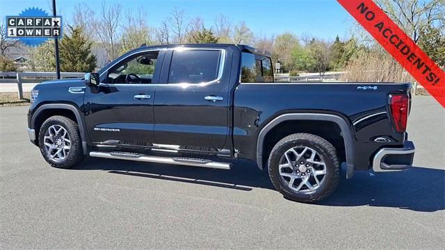 Photo of 2022 Black GMC Sierra 1500