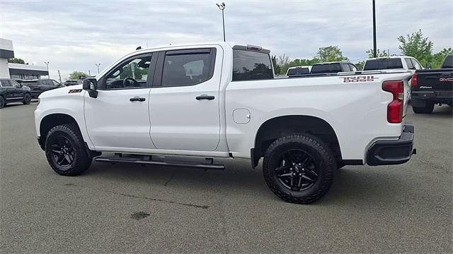 Photo of 2021 White Chevrolet Silverado 1500