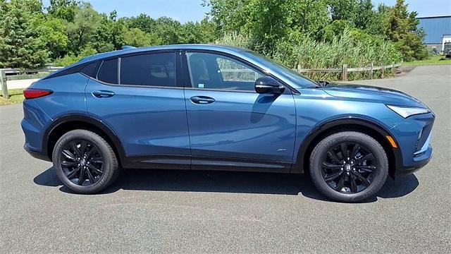 Photo of 2025 Blue Buick Envista
