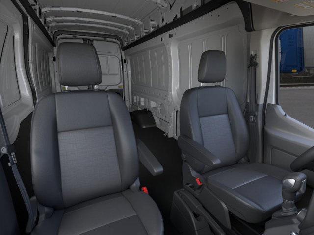 Photo of 2025 Oxford White Ford Transit-350