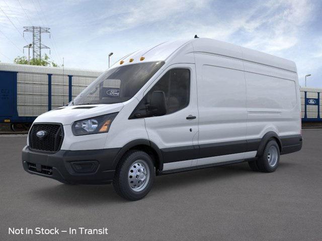 Photo of 2025 Oxford White Ford Transit-350