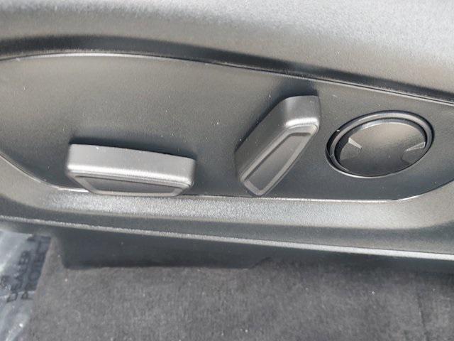 Photo of 2023 Carbonized Gray Metallic Ford Explorer