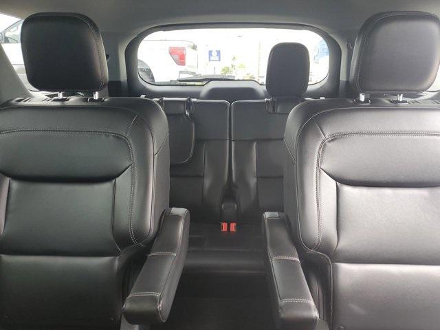 Photo of 2023 Carbonized Gray Metallic Ford Explorer