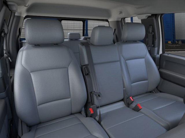 Photo of 2025 Oxford White Ford F-350