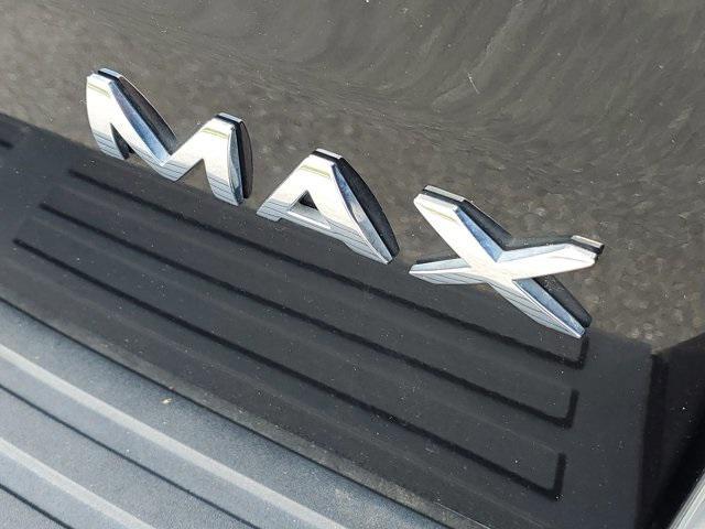 Photo of 2023 Agate Black Metallic Ford Expedition