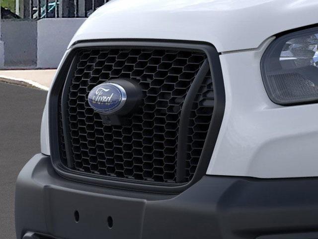Photo of 2025 Oxford White Ford Transit-150