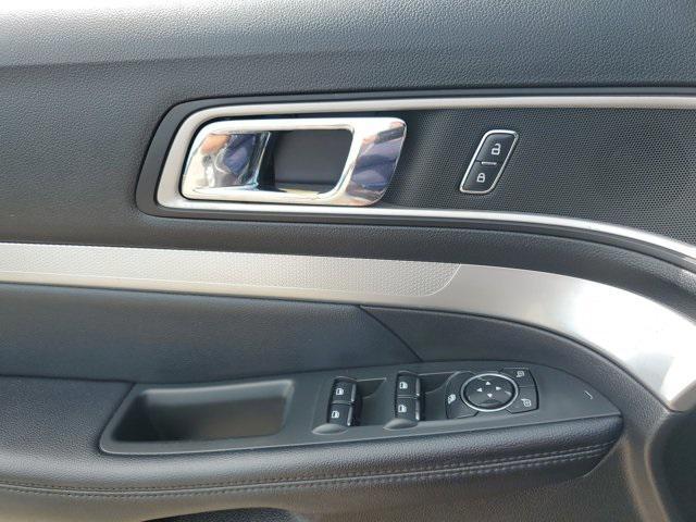 Photo of 2017 Magnetic Ford Explorer