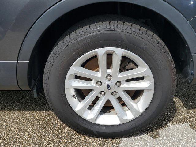 Photo of 2017 Magnetic Ford Explorer