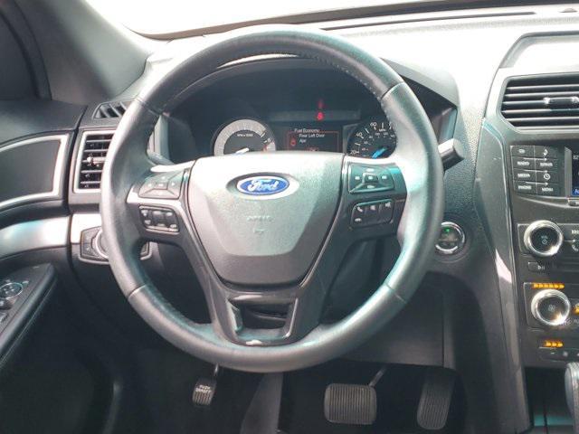 Photo of 2017 Magnetic Ford Explorer