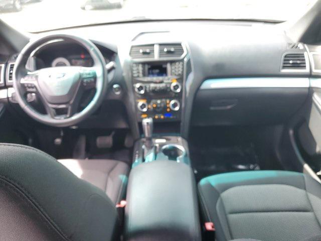 Photo of 2017 Magnetic Ford Explorer