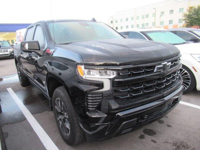 Photo of 2022 Black Chevrolet Silverado 1500