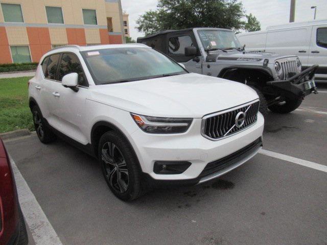 2022 Volvo XC40