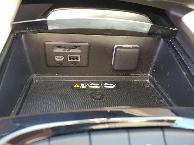 Photo of 2023 Sapphire Metallic Buick Envision