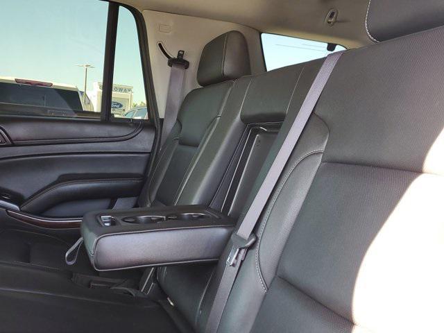 Photo of 2016 Light Steel Gray Metallic GMC Yukon