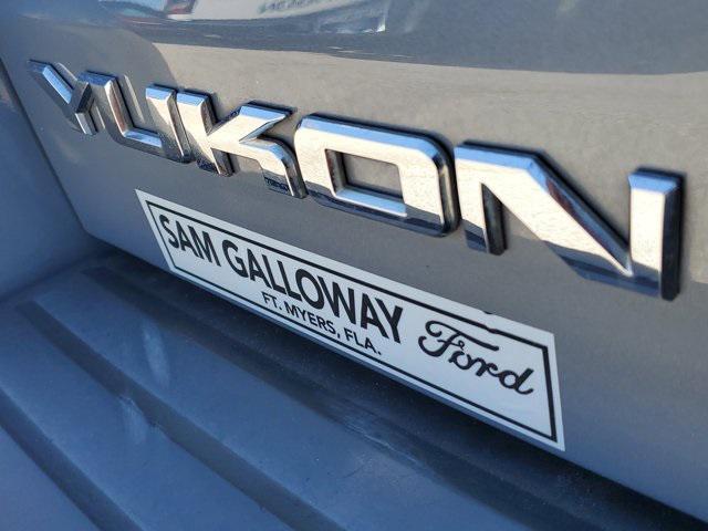 Photo of 2016 Light Steel Gray Metallic GMC Yukon