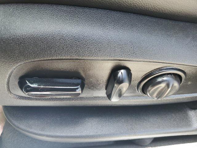 Photo of 2019 Iridescent Pearl Tricoat Chevrolet Equinox