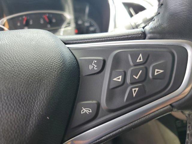 Photo of 2019 Iridescent Pearl Tricoat Chevrolet Equinox
