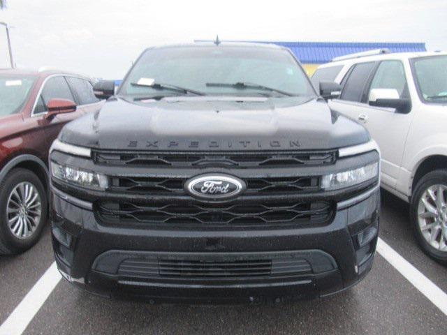 Photo of 2022 Agate Black Metallic Ford Expedition