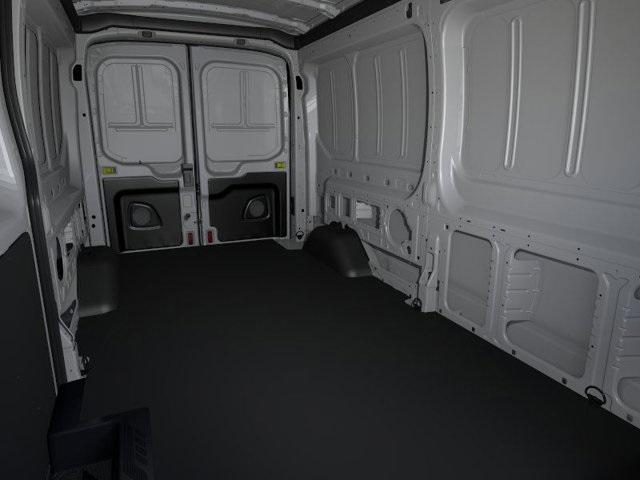 Photo of 2025 Oxford White Ford Transit-250