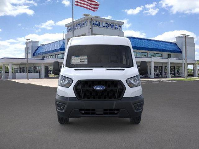 Photo of 2025 Oxford White Ford Transit-250