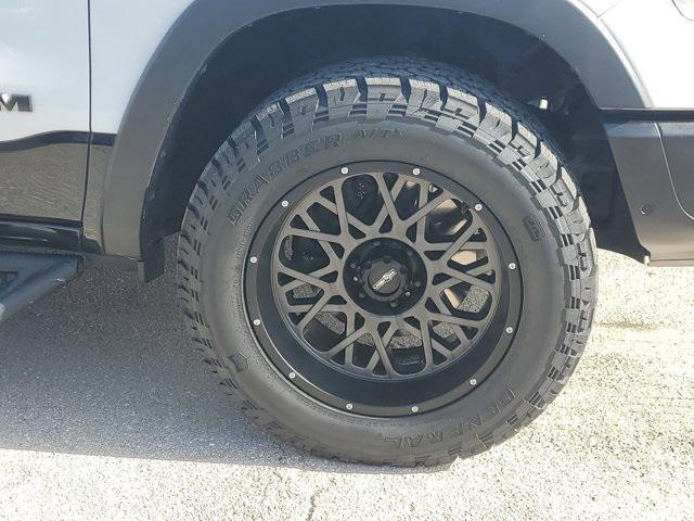 Photo of 2019 Bright White Clearcoat RAM 1500
