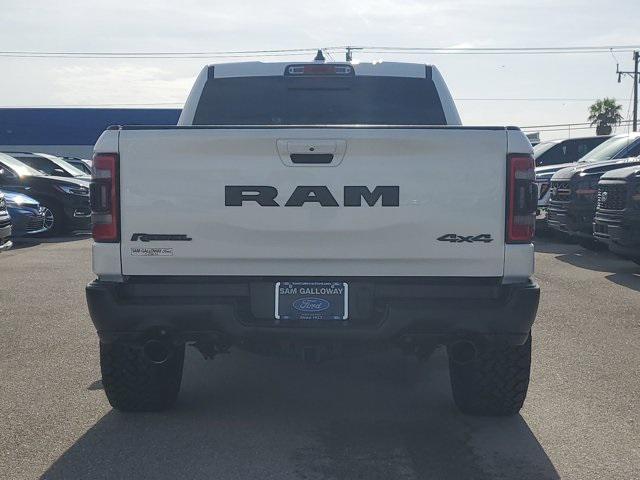 Photo of 2019 Bright White Clearcoat RAM 1500