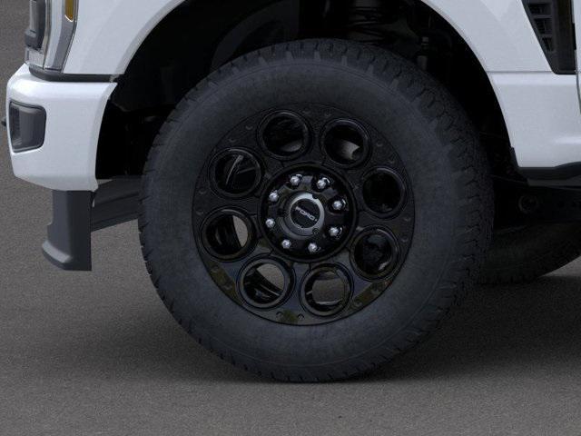 Photo of 2025 Oxford White Ford F-250