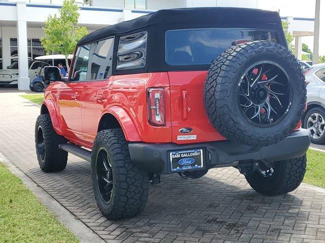 Photo of 2023 Race Red Ford Bronco