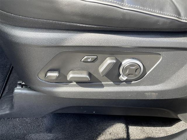 Photo of 2023 Robust Emerald Hyundai PALISADE